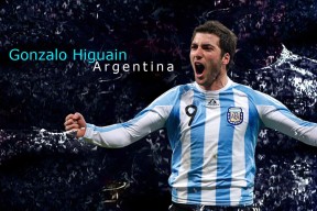 爱游戏官网-西班牙队不断突破！，库里连续二十场比赛得分超过险胜再创辉煌时刻