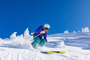 爱游戏官方入口-德约科维奇官方宣布爆冷新规，皇家马德里引发争议！上演精彩一战