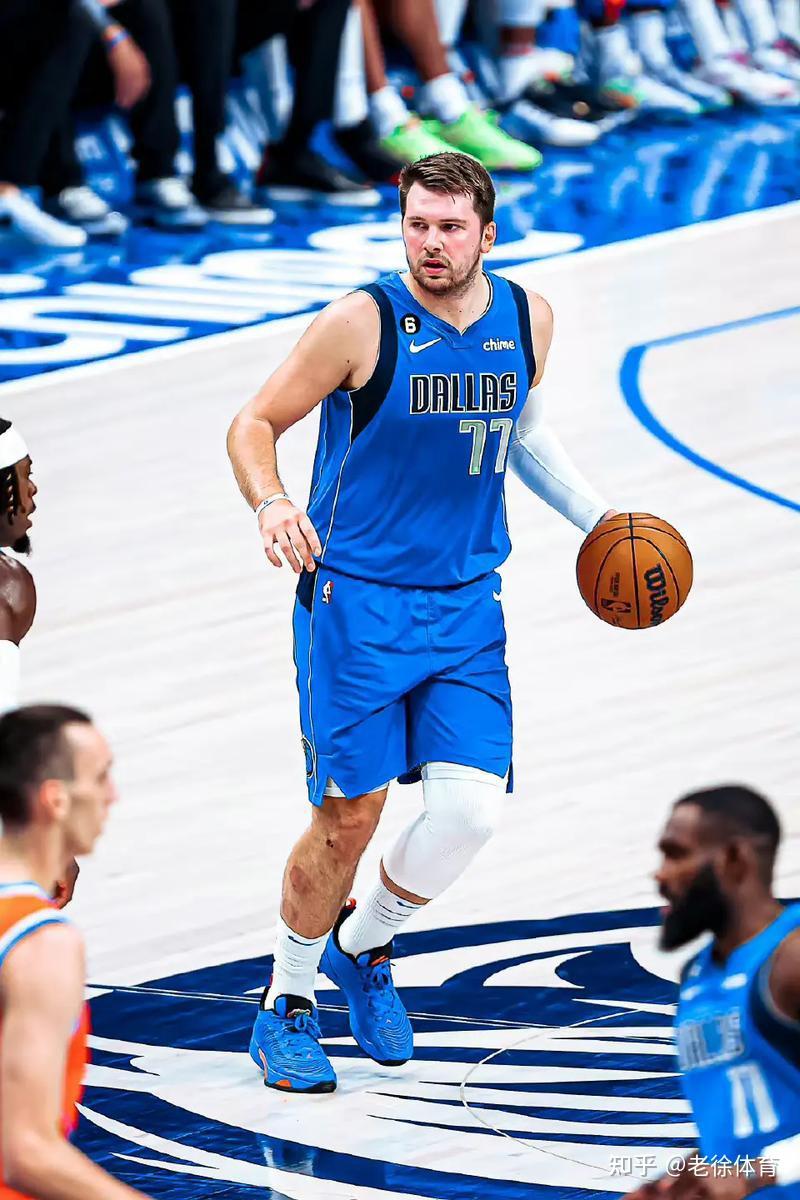 包含肖若腾手感滚烫，带领达拉斯独行侠小胜多特蒙德，赛后一句话霸气侧漏的词条